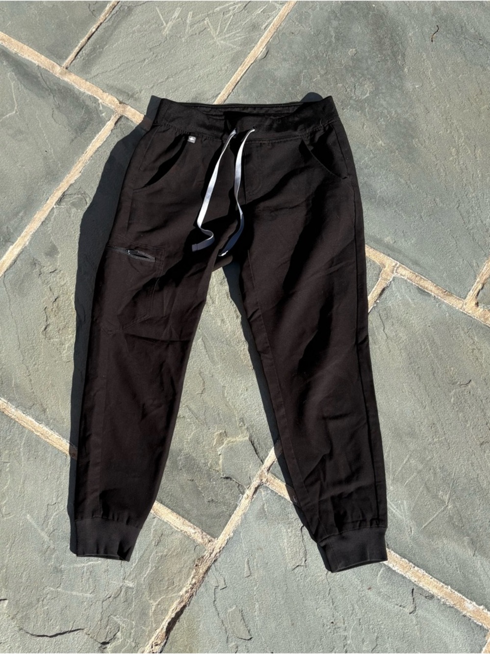 FIGS Zamora Jogger Scrub Pants